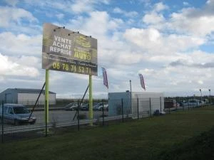 Véhicules d'exception à PAYNS | CHAMPAGNE AUTO

